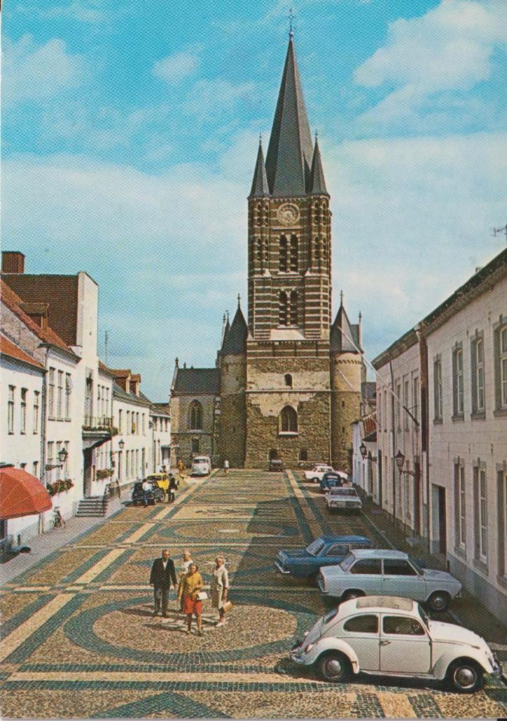 Thorn in Limburg met auto's DAF 44, Verzamelen, Ansichtkaarten | Nederland, Ongelopen, Limburg, 1960 tot 1980, Ophalen of Verzenden