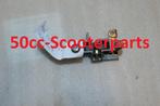 Zadelslot Agm Ape 146 QBX-47120-0000 gebruikt, Ophalen of Verzenden, 50ccscooterparts, Info@50cc-scooterparts.nl, Veen