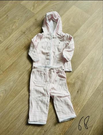 Tommy Hilfiger baby kleding set maat 68 beschikbaar voor biedingen