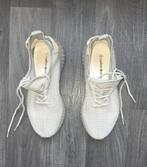 Yeezy maat 41, Ophalen of Verzenden, Schoenen