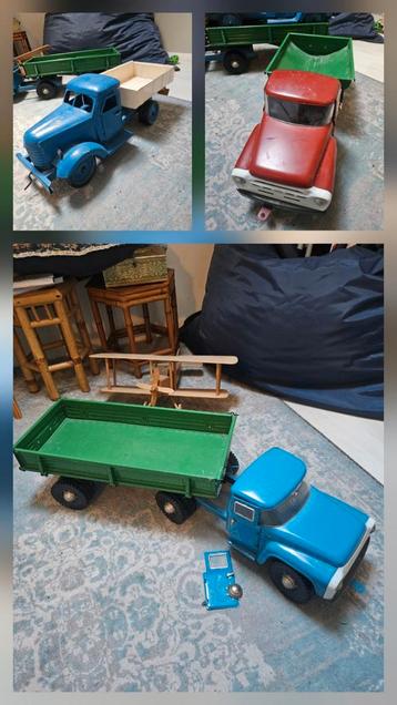 Vintage Russische Blikken Vrachtwagen USSR beschikbaar voor biedingen