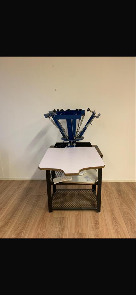 Zeefdruk Machine - 4 Kleuren - Gebruiksklaar, Antiek en Kunst, Kunst | Designobjecten, Ophalen