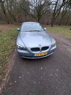 BMW 5-Serie 2.2 I 520 AUT 2004 Grijs, Auto's, Achterwielaandrijving, Zwart, Particulier, Dealer onderhouden
