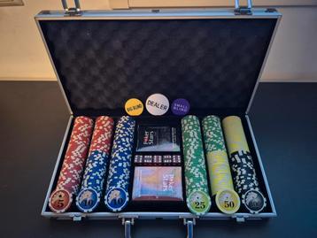 Pokerset 300 chips met waardeopdruk!! beschikbaar voor biedingen