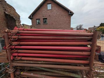 60 bouwstutten  beschikbaar voor biedingen