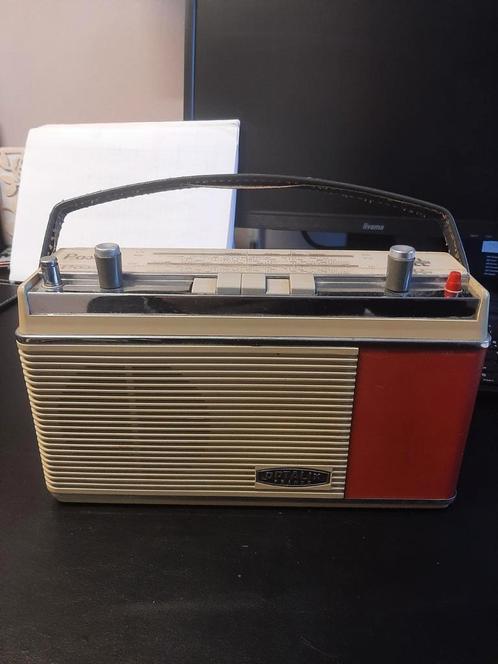 Optalix Passy vintage transistorradio unieke kleurstelling, Audio, Tv en Foto, Radio's, Gebruikt, Radio, Verzenden