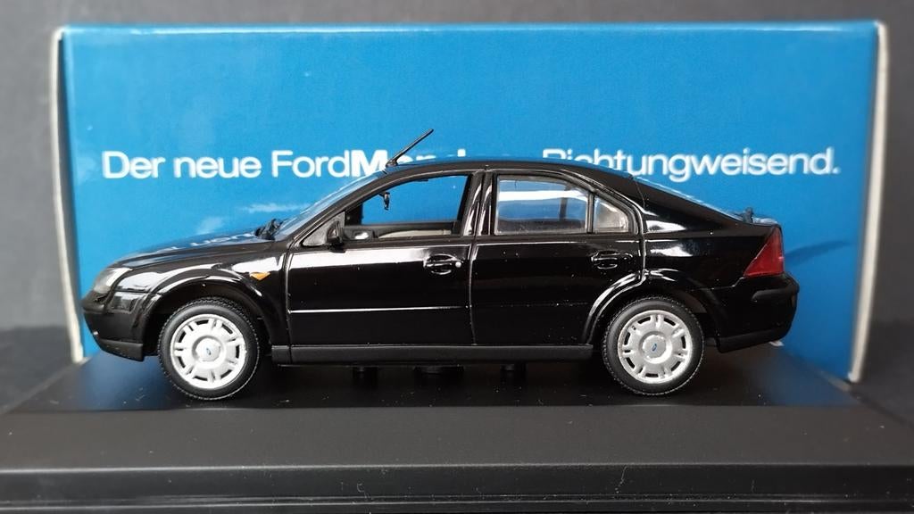 Ford Mondeo Hatchback 2000 1:43 Minichamps Pol, Auto, Ophalen of Verzenden, Zo goed als nieuw, Info@minichamps.de
