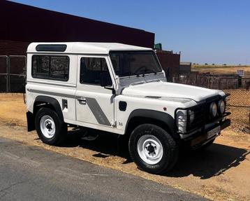 Land Rover Defender 90, bj 1996, youngtimer, 100% roestvrij  beschikbaar voor biedingen