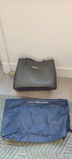 Tommy Hilfiger Schoudertas / handtas zwart, Ophalen of Verzenden, Zo goed als nieuw, Zwart, Overige merken