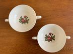 2 Wedgwood "Moss Rose" Soepkoppen, Overige typen, Ophalen of Verzenden, Zo goed als nieuw, Overige stijlen
