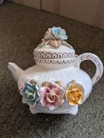 Vintage brocante theepot met bloemen., Ophalen of Verzenden