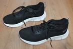 Sportschoenen van Osaga maat 38, Kleding | Dames, Ophalen of Verzenden, Zo goed als nieuw, Osaga, Sportschoenen