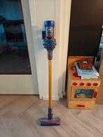 Dyson V8 steelstofzuiger, Witgoed en Apparatuur, Stofzuigers, Ophalen, Gebruikt, Stofzuiger, Minder dan 1200 watt