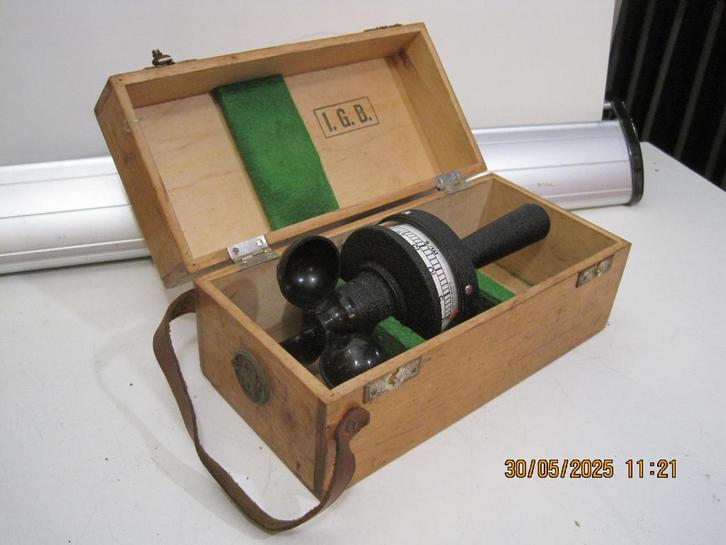 antieke hand windmeter in kist (344), Antiek en Kunst, Antiek | Gereedschap en Instrumenten, Ophalen of Verzenden