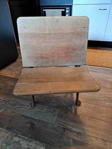 Antiek Schoolbankje - Oxford, Amerikaans beschikbaar voor biedingen
