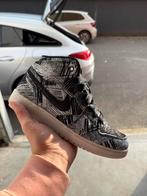 Nike Air Jordan 1 Mid - Zwart/Wit - Maat 40, Ophalen of Verzenden, Zo goed als nieuw, Zwart, Sneakers of Gympen