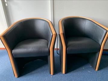 Twee fauteuils, overtoom