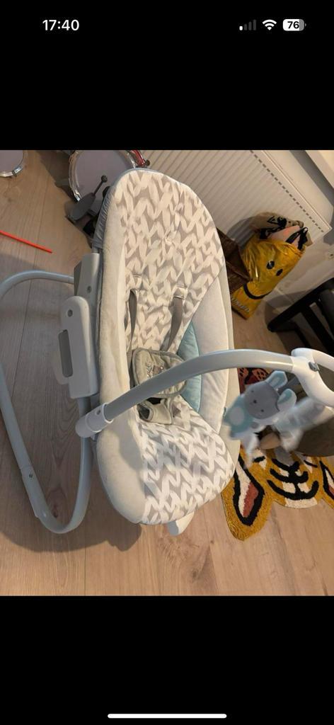 Ingenuity schommelstoel 2- in 1. Zo goed als nieuw, Kinderen en Baby's, Wipstoeltjes, Zo goed als nieuw, Overige merken, Ophalen of Verzenden