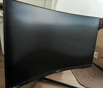 Samsung Odyssey G7 27" Inch 240hz Curved 1000rr beschikbaar voor biedingen