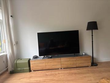 Modern Televisiemeubel Hout beschikbaar voor biedingen