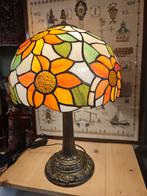 Mooie glas in lood tiffany stijl tafellamp burolamp.