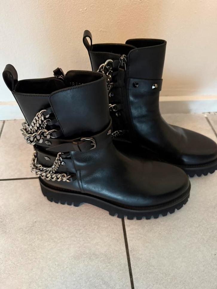 Casadei laarzen maat 38, Kleding | Dames, Schoenen, Nieuw, Lage of Enkellaarzen, Zwart, Ophalen of Verzenden