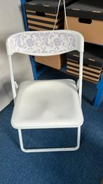 Klapstoel gratis, Huis en Inrichting, Ophalen, Kunststof, Gebruikt, Wit