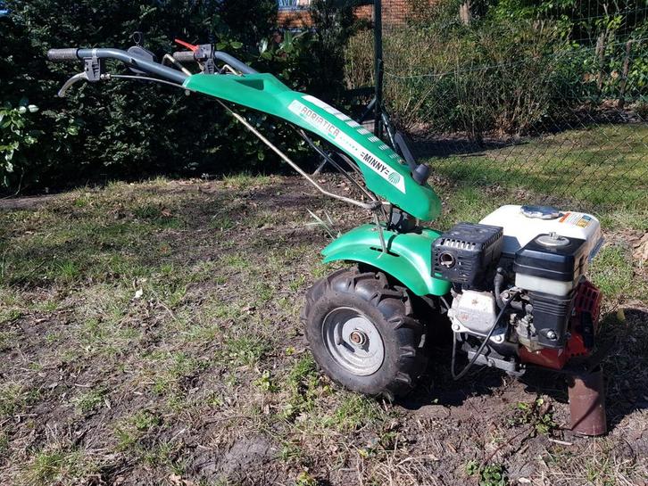 Tuintractor: Minny, Honda motor, evt  frees maaibalk, Tuin en Terras, Overige Tuin en Terras, Gebruikt, Ophalen of Verzenden