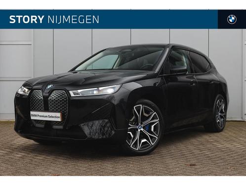 BMW iX xDrive40 / Sportpakket / Laserlight / Parking Assista, Auto's, BMW, Bedrijf, Te koop, iX, 4x4, Keyless entry, Lederen bekleding