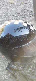 Helm, Ophalen