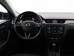 Skoda Rapid Spaceback 1.0 TSI DSG AUT CLEVER WIT PARELMOER +, Auto's, Skoda, Stof, Gebruikt, 95 pk, Lichtsensor