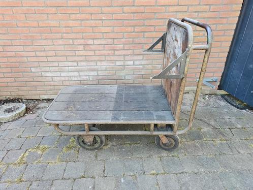 Vintage robuuste plateauwagen, Doe-het-zelf en Verbouw, Transportwagens, Gebruikt, Transportkar, Ophalen