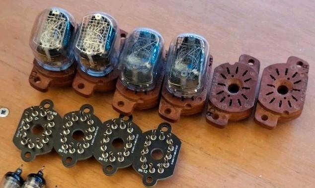 4x nixie buis met buisvoeten, Sieraden, Tassen en Uiterlijk, Bedels, Nieuw, Overige merken, Overige materialen, Ophalen of Verzenden