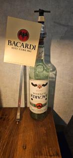 Oude bacardifles leeg met bacardi dispenser, Verzamelen, Merken en Reclamevoorwerpen, Ophalen, Gebruikt, Verpakking