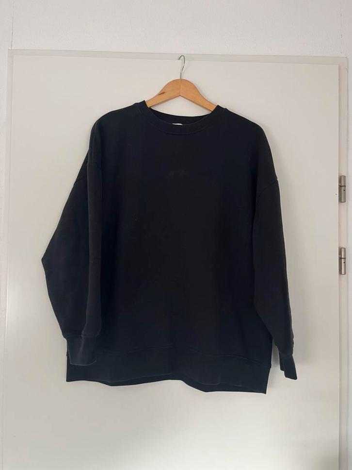 Closed sweater, Kleding | Dames, Truien en Vesten, Zo goed als nieuw, Maat 42/44 (L), Zwart, Ophalen of Verzenden