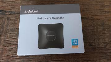 Broadlink RM 4 PRO z.g.a.n. met usb kabel beschikbaar voor biedingen