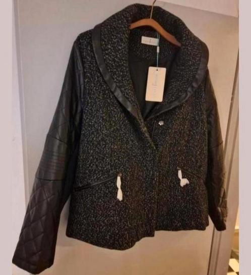 Splinternieuwe dames jas nooit gedragen, Kleding | Dames, Jasjes, Kostuums en Pakken, Nieuw, Maat 46/48 (XL) of groter, Ophalen of Verzenden