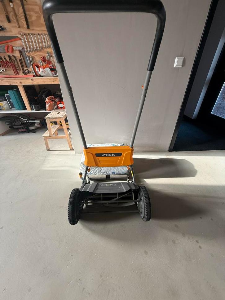 Stiga Handgrasmaaier - SCM 440 FS, Tuin en Terras, Grasmaaiers, Gebruikt, Handgrasmaaier, 40 t/m 49 cm, Kooimesmaaier, Ophalen of Verzenden