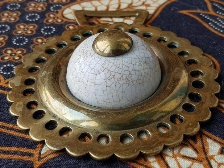 Mooi antiek Engels kleppermannetje van koper en porselein., Antiek en Kunst, Antiek | Woonaccessoires, Ophalen of Verzenden