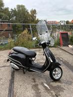 Vespa Primavera Brom, Fietsen en Brommers, Scooters | Vespa, Ophalen, Overige modellen, Maximaal 45 km/u, Zo goed als nieuw