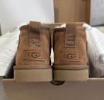 Uggs Classic Ultra Mini  38 Nieuw, Kleding | Dames, Schoenen, UGG, Ophalen of Verzenden, Nieuw