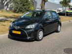 Toyota Yaris 1.0 12V DR 2015 Zwart 1e Eigenaar. Verkocht!, Voorwielaandrijving, 527 kg, Origineel Nederlands, Handgeschakeld