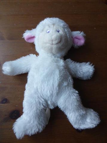 Schaap van de Hema (C) beschikbaar voor biedingen