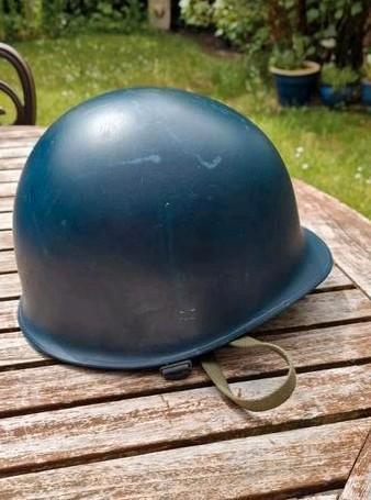 Originele (blauw)helm van de Nederlandse BB vredesmacht, Verzamelen, Militaria | Algemeen, Landmacht, Helm of Baret, Nederland