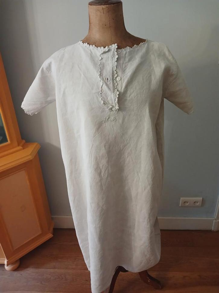 Antiek Linnen Nachthemd, Antiek en Kunst, Antiek | Kleding en Accessoires, Ophalen of Verzenden