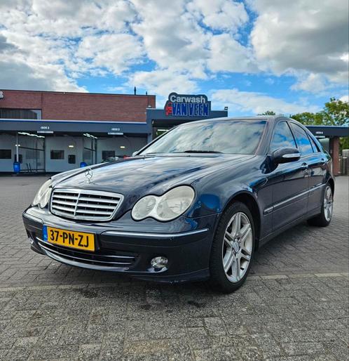 Mercedes-Benz C-Klasse 1.8 C180 Kompr Sedan 2004 Blauw, Auto's, Mercedes-Benz, Particulier, C-Klasse, Benzine, D, Sedan, Handgeschakeld