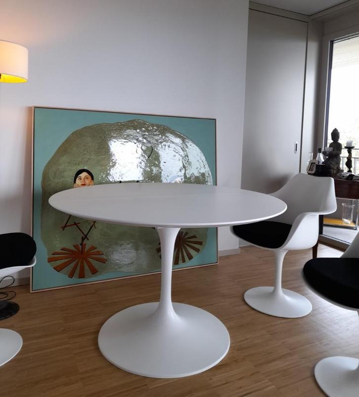 uitttrekbare tulipe tafels eero saarinen lamitated of hout, Antiek en Kunst, Antiek | Meubels | Stoelen en Banken, Ophalen of Verzenden