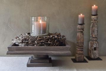 Grote vierkante schaal op voet "Luksa Home Collection" beschikbaar voor biedingen