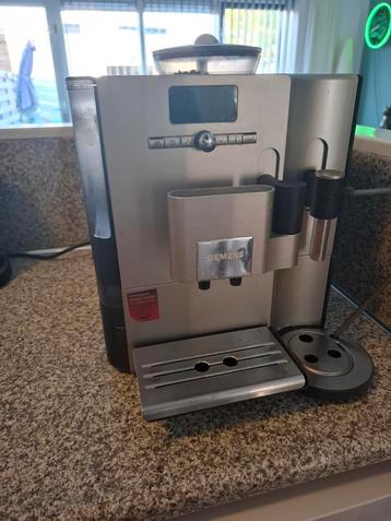Siemens EQ7 plus  beschikbaar voor biedingen