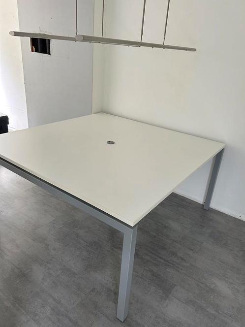 Bureau voor 2 personen, duobureau, 160x160, Huis en Inrichting, Bureaus, Zo goed als nieuw, Ophalen